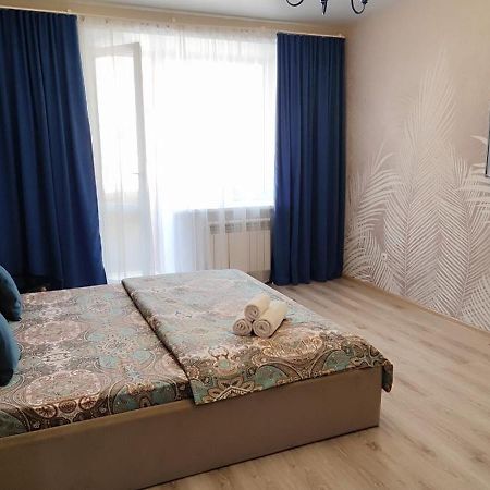 Трц Kostanay Plaza Apartamento Exterior foto
